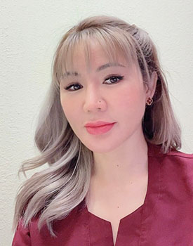 Headshot of nurse Cam Tu Ho